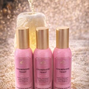 Bath & body Works, champagne toast room sprays